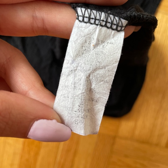 Keyhole Knot Ribbed Tank Top - Picture 4 of 4